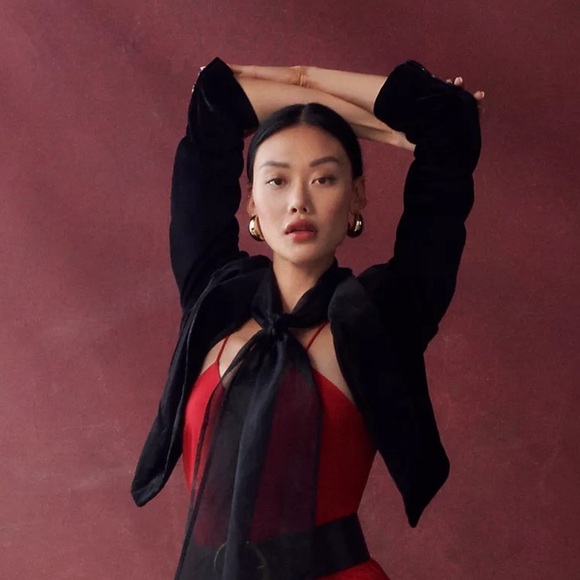 NWT! By Anthropologie Velvet Tuxedo Jacket in Black - Size 0 - Picture 5 of 5